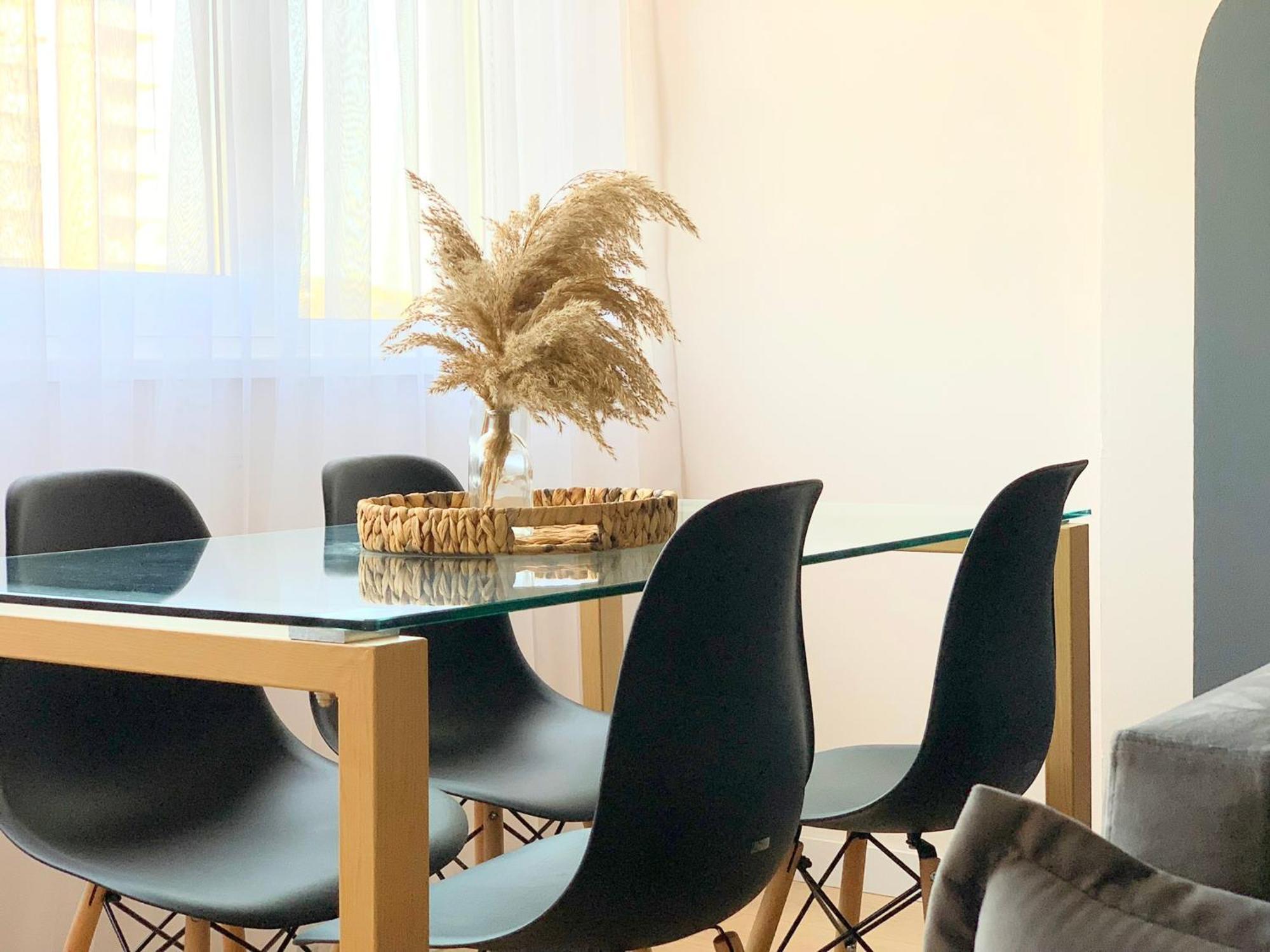 Apartment Elegant New - Colorful By The Sea