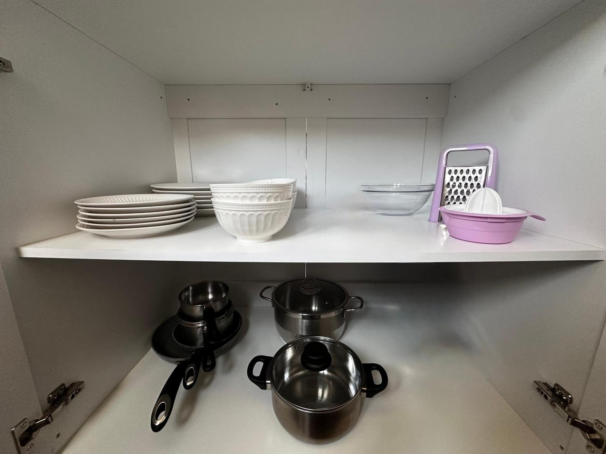 Elegant New - Colorful By The Sea Apartment *